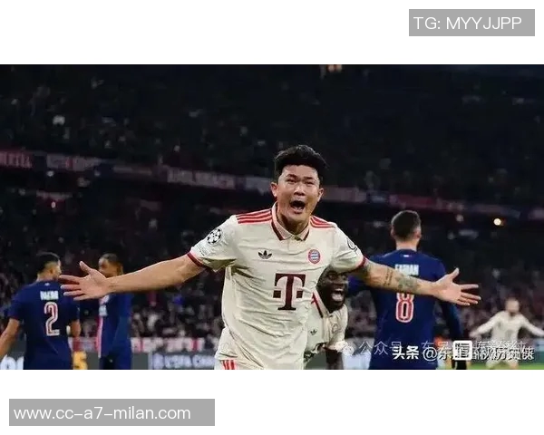 拜仁球员齐聚慕尼黑啤酒节伊藤洋辉与金玟哉同框亮相 拜仁球员齐聚慕尼黑啤酒节伊藤洋辉与金玟哉同框亮相